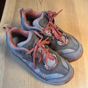 Peach Danner Hiking shoes size 7.5